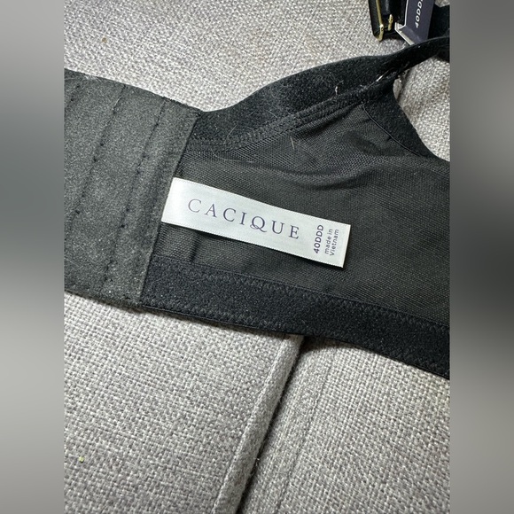 Cacique Black Sheer Lace Underwire Bra with White Embroidery - Picture 6 of 6